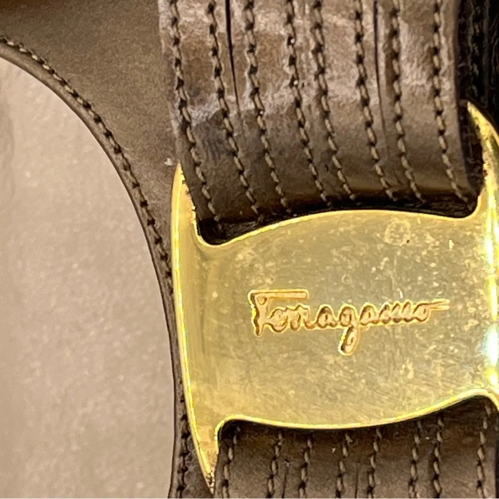 Salvatore Ferragamo Women's Vintage Low Heel Brown Leather Pump - Picture 10 of 11